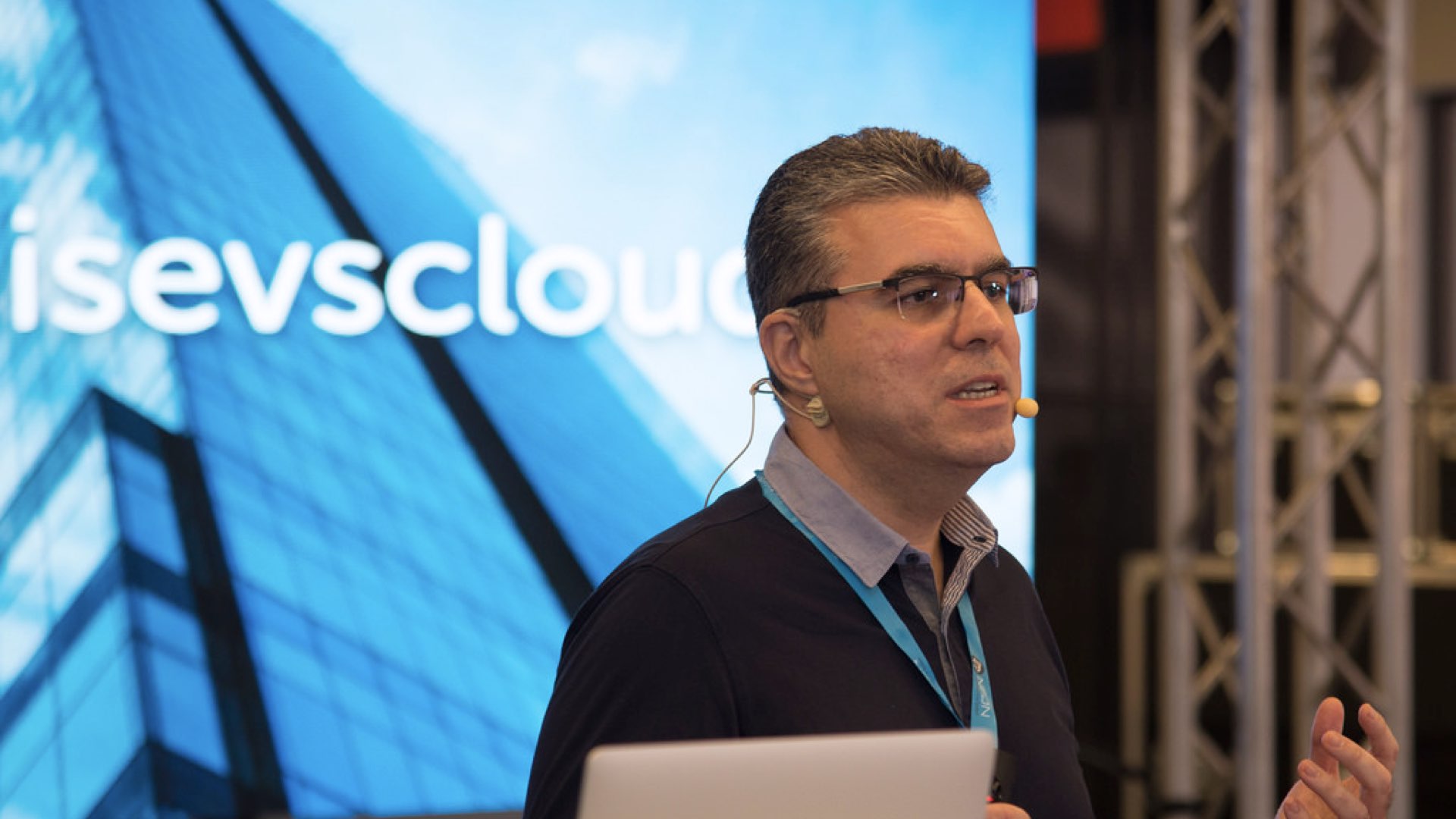 Iván Sixto during voip2day 2018 conference